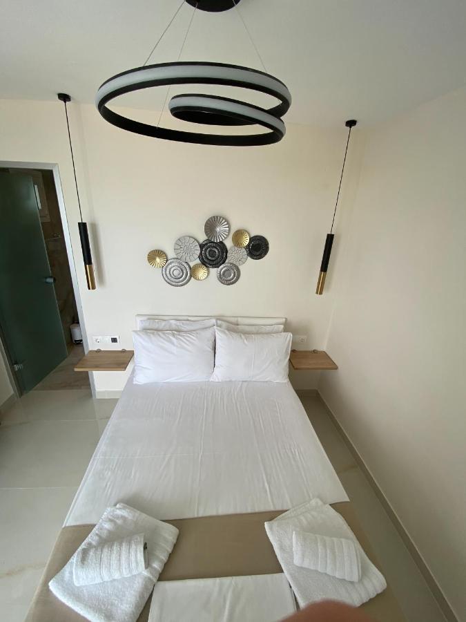 Cocoon Hotel-Beach Bar Sarti Bagian luar foto